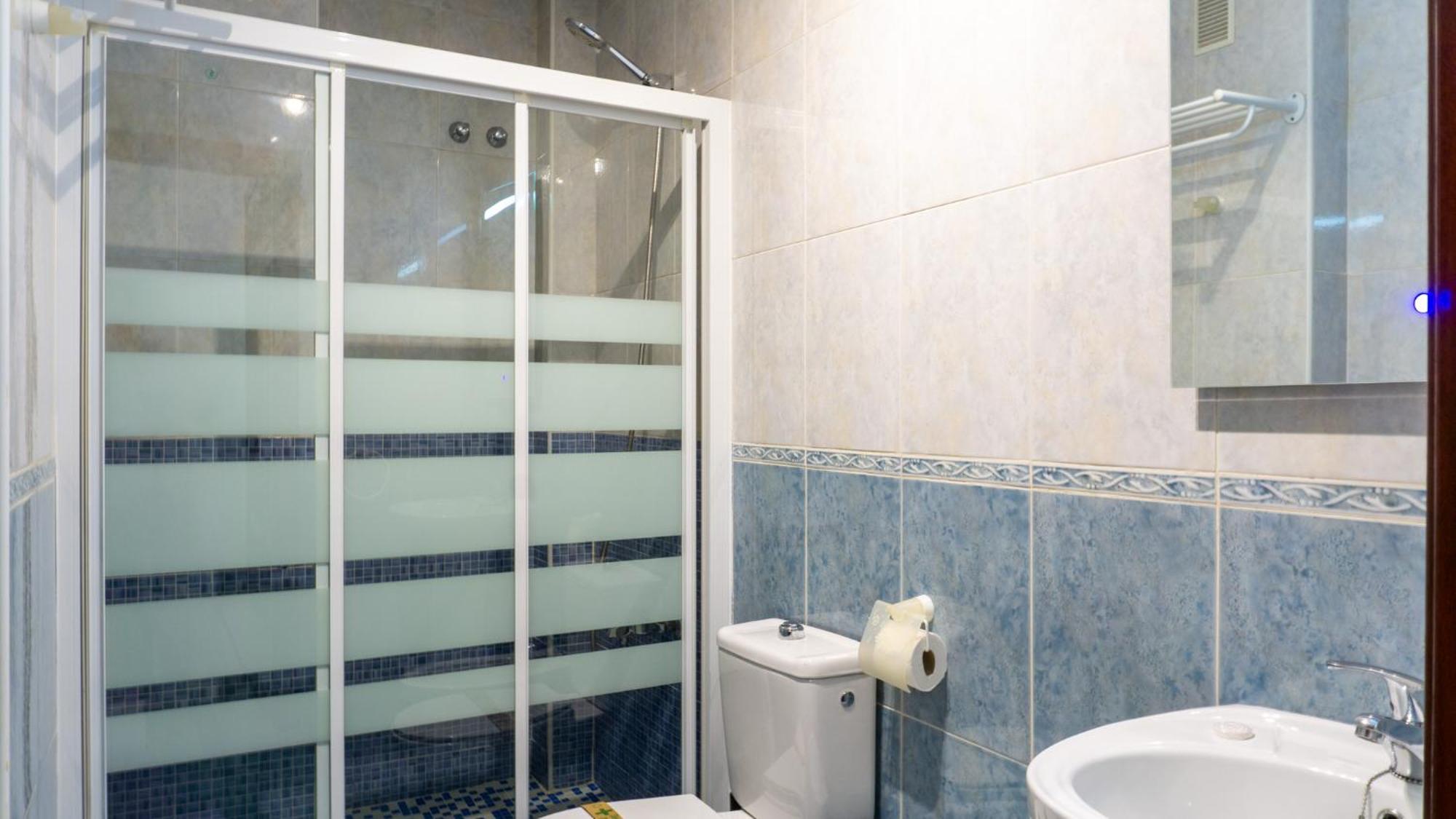 Tuga Dos Aceras 38 Malaga Apartman Kültér fotó