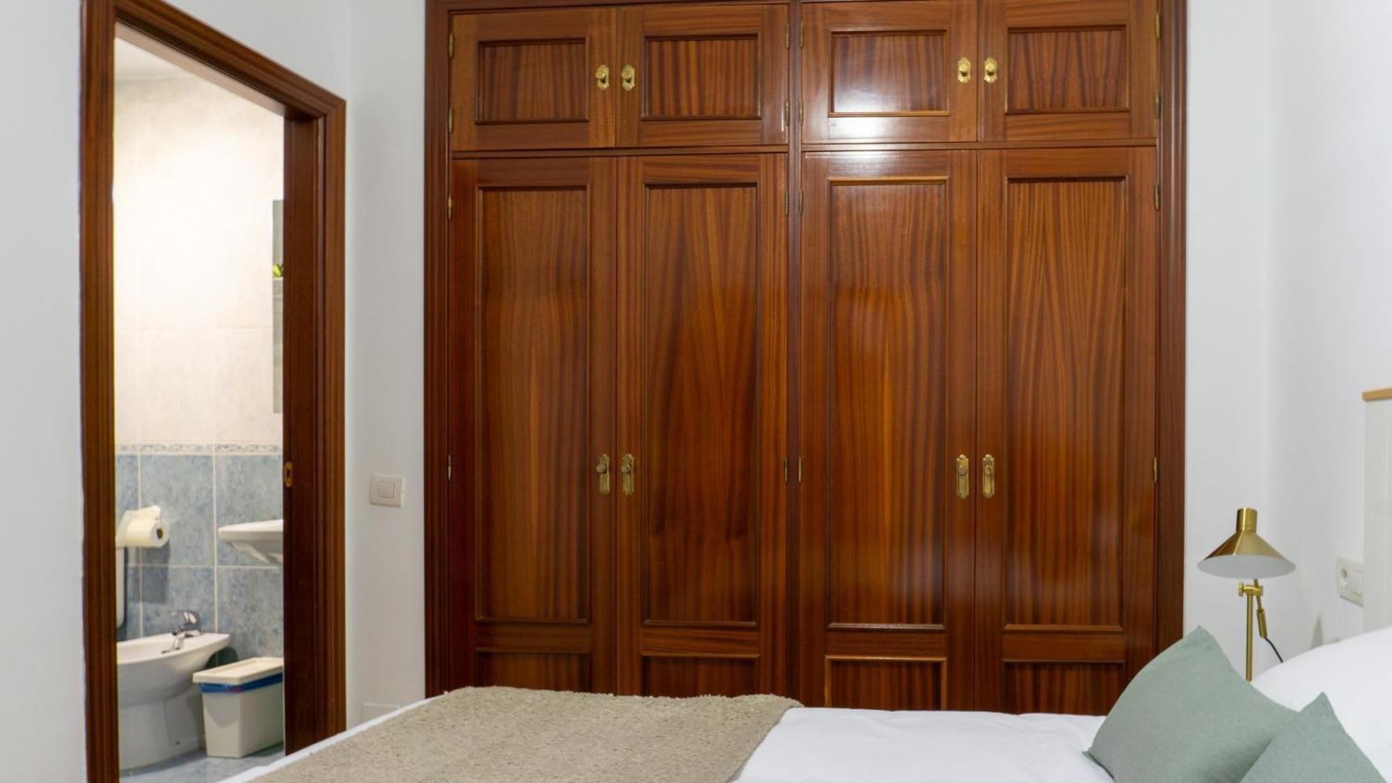 Tuga Dos Aceras 38 Malaga Apartman Kültér fotó